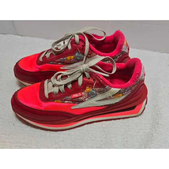 Women's Fila Red & Pink Sneakers US 4 - Picture 4 of 9